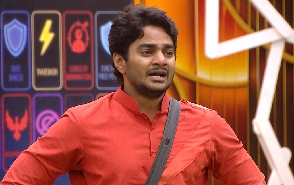 Biggboss10 Telugu: రోహిత్కు క్లాసే కాదు.. హ్యాపీ న్యూస్ అందించిన నాగ్..