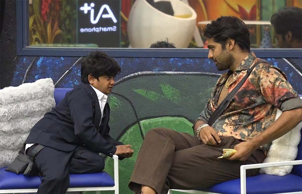 Bigg Boss10 Telugu: బీబీ హోటల్ టాస్క్ ప్రారంభం.. రోహిత్ ఈజ్ బ్యాక్..