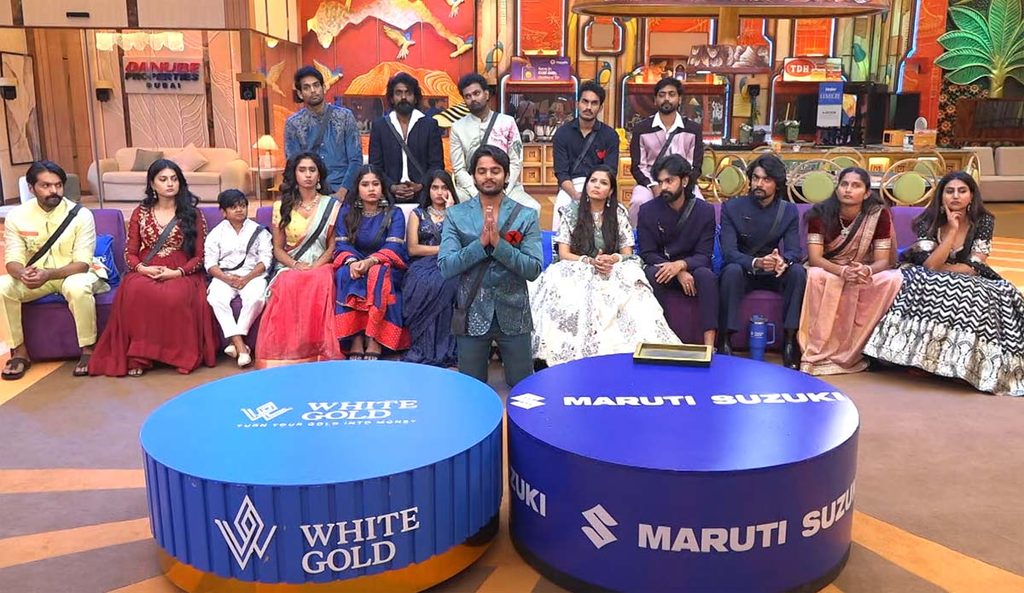 Biggboss10 Telugu: రోహిత్‌కు బ్లాక్ కార్డ్.. మోకాళ్లపై కూర్చొని వేడుకున్న రోహిత్