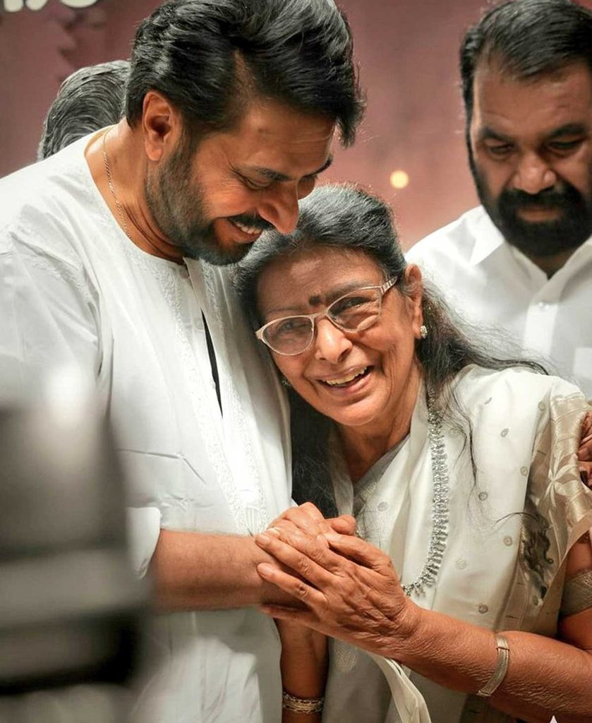 లెజెండరీ నటి శారద పరిస్థితి చూస్తున్నారా.. 81 ఏళ్ళ వయసులో కూడా..!